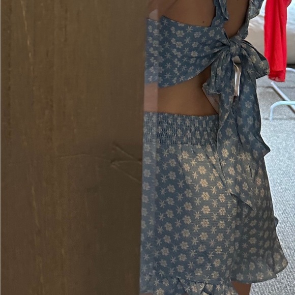 Ruffle Hem Shorts - Picture 3 of 4